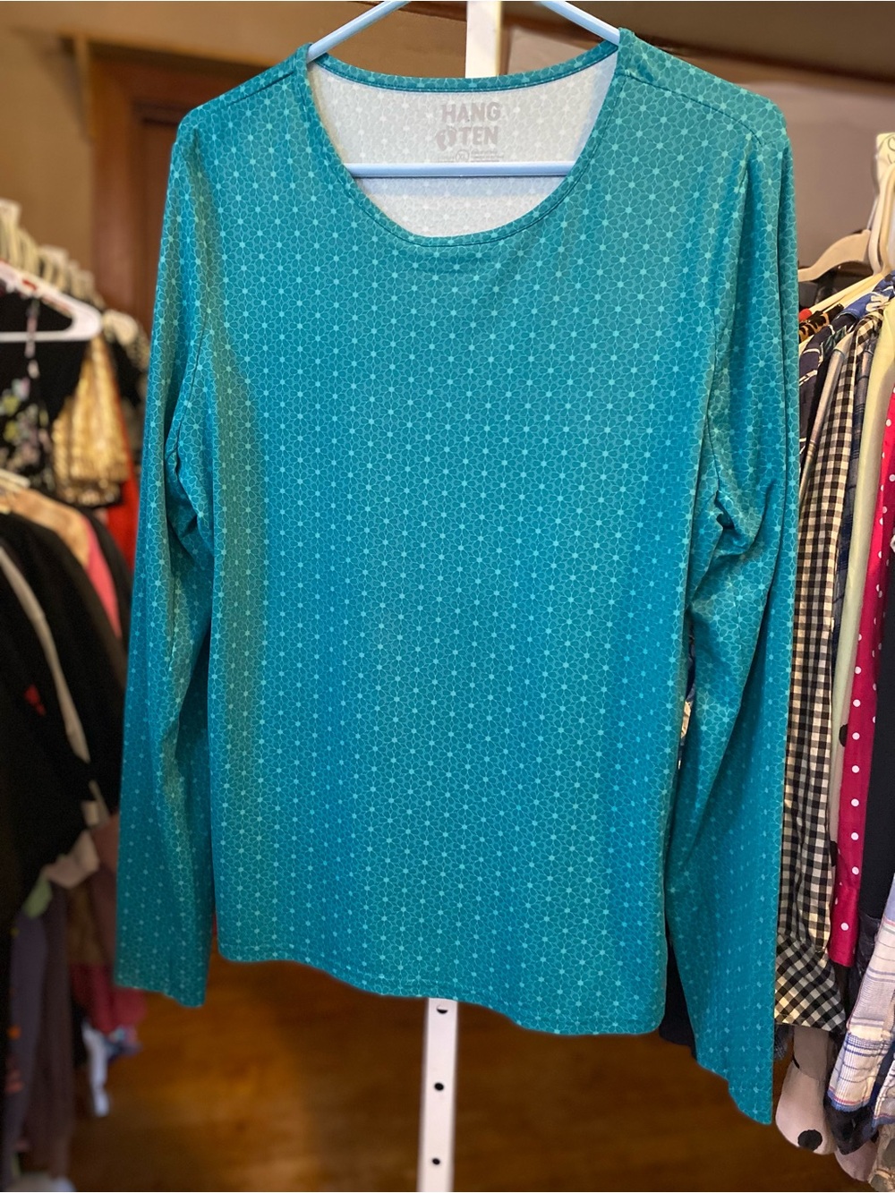 Hang Ten Blue Floral Long Sleeve Women's Athletic Top